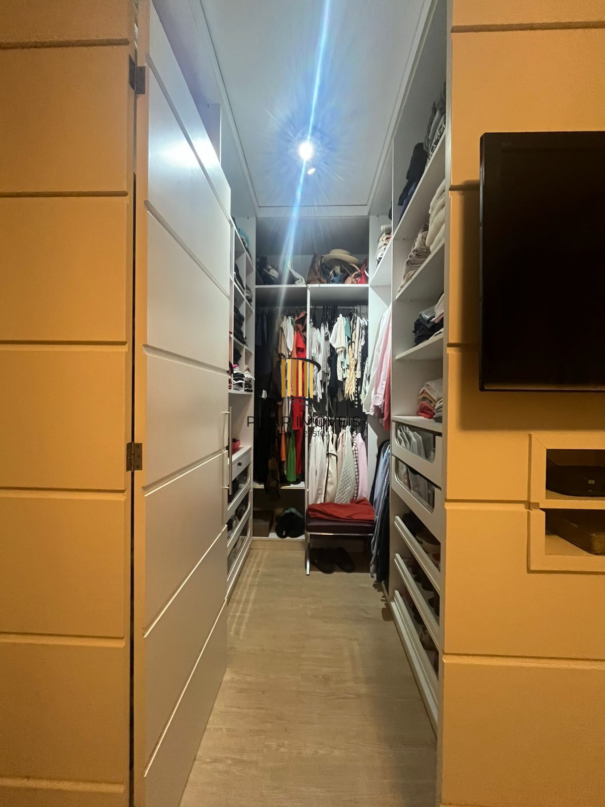 Casa ampla com tudo o que você e sua família precisam.