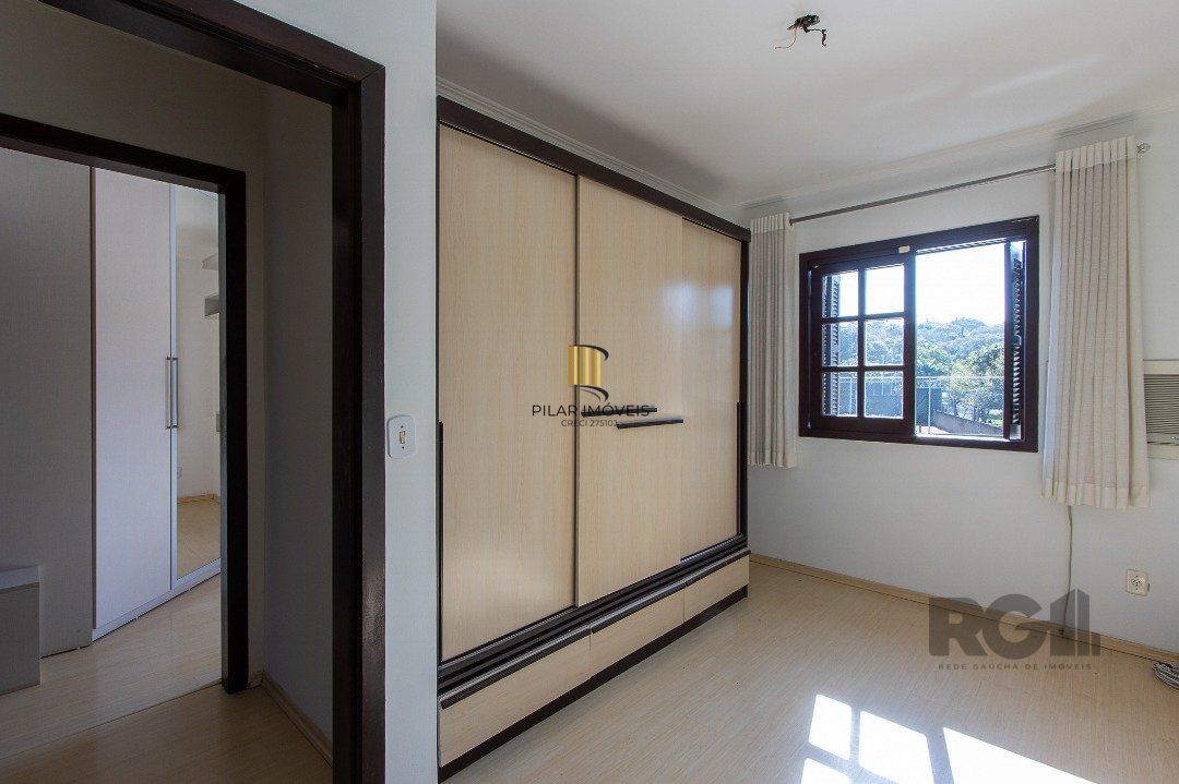 Casa  3 dorm. I suíte I Vaga 2  carros