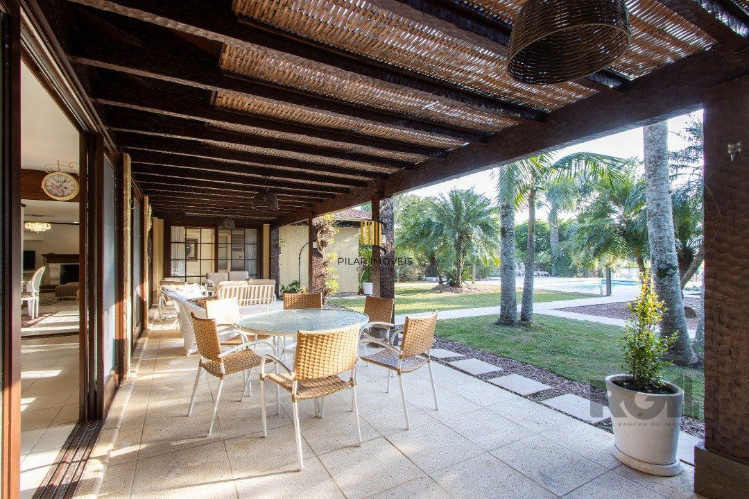 Casa de Condomínio 3 dormitórios no bairro Belém Novo