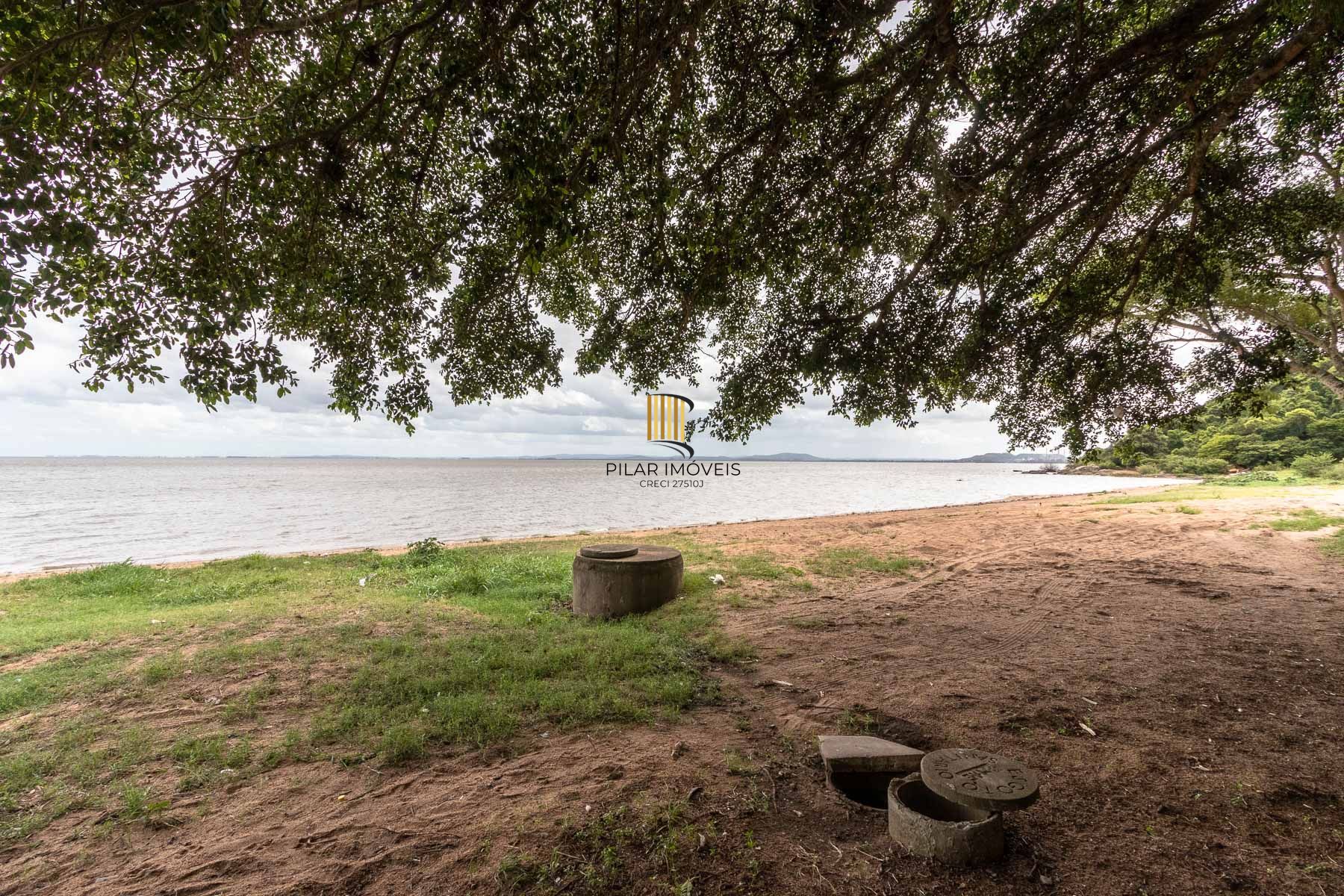 Casa em condomínio, 171m², 3 dormitórios, Pedra Redonda