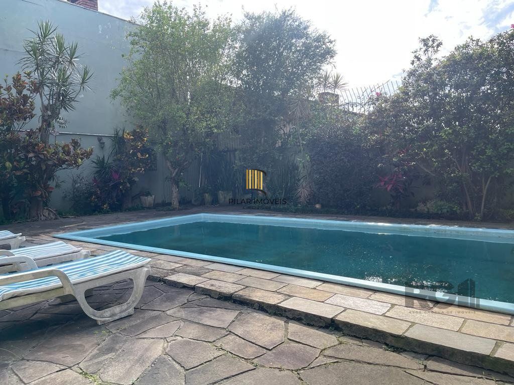 Casa 5 dormitórios no bairro Nonoai