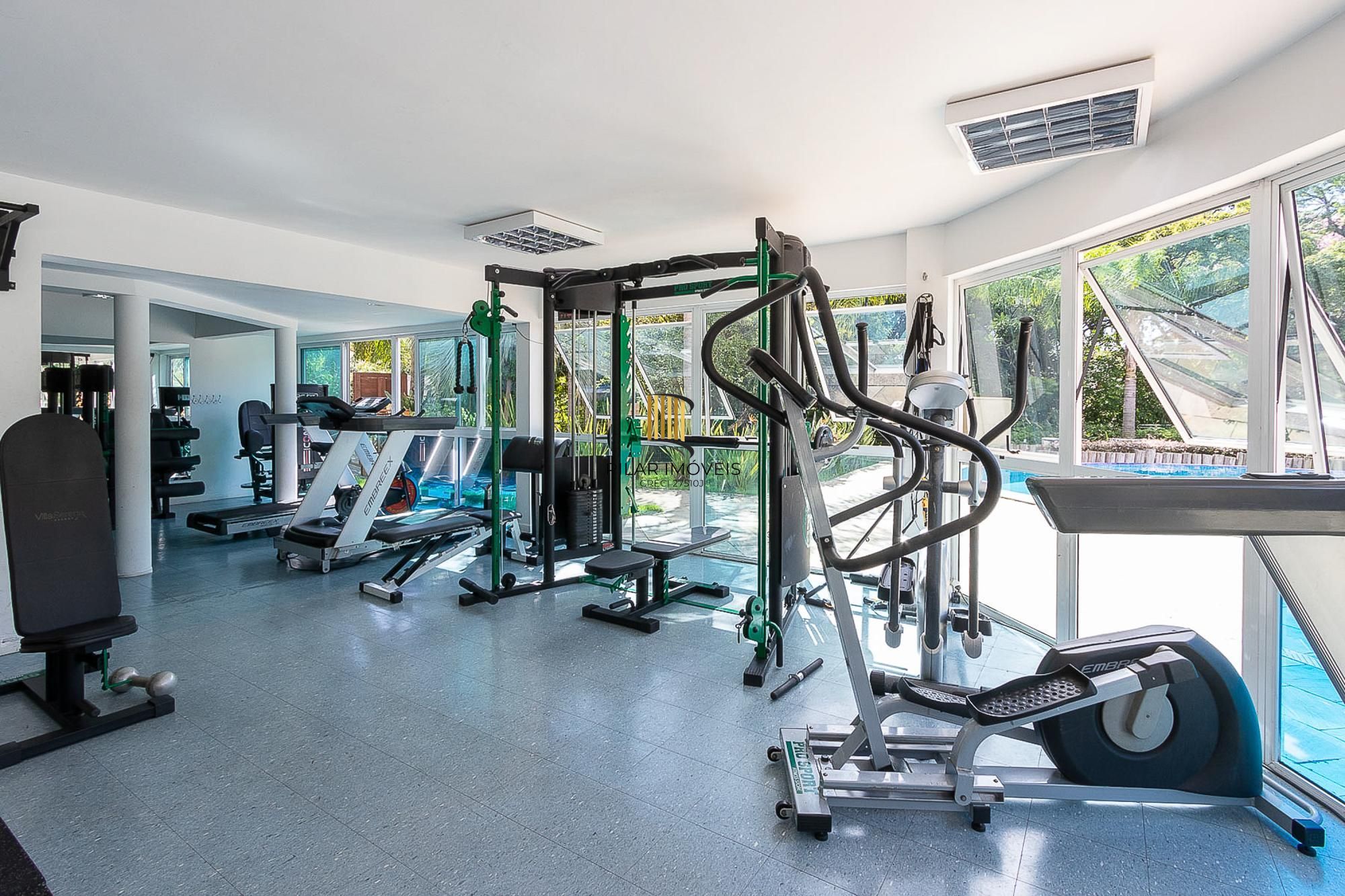 Casa condomínio | 3 dormitórios | 1 Suíte | 240,82 Privativos | 2 Vagas | Bairro Teresópolis