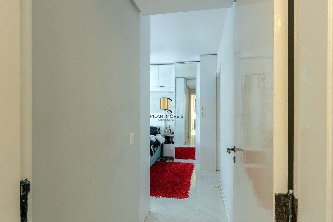 Cobertura para Venda - 255m², 3 dormitórios, sendo 1 suites, 2 vagas - Praia de Belas