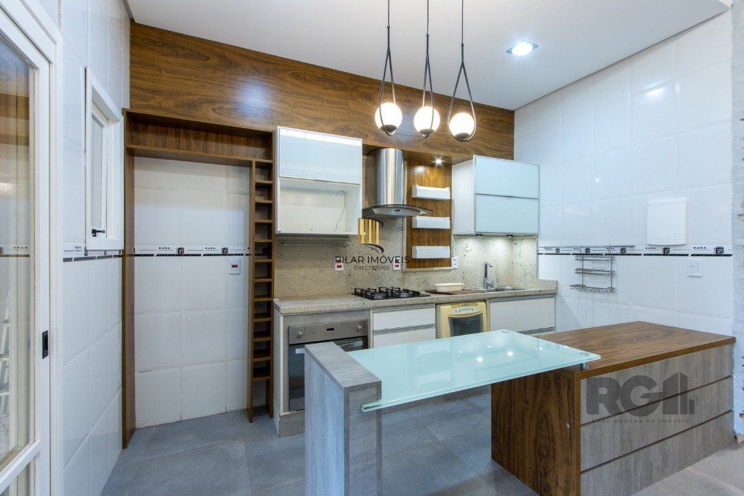 Casa 3 dormitórios à venda Ipanema  - Impecável - Totalmente reformada e mobiliada.