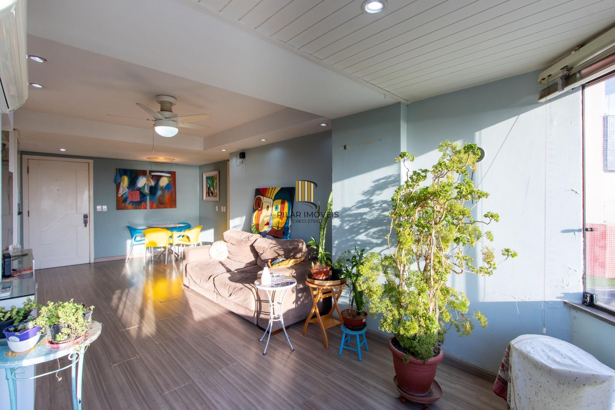 Luagge vende Ap 3 Dorm. de frente para o Marinha.