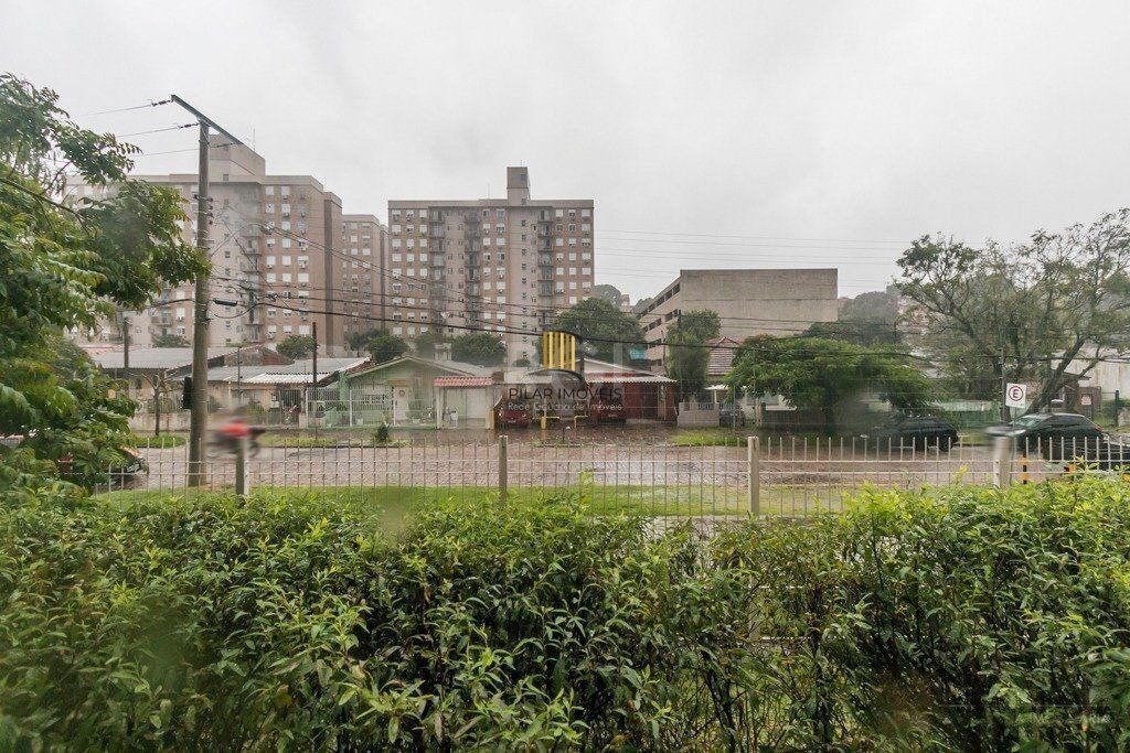 Apartamento para Venda - 72.01m², 3 dormitórios, sendo 1 suites, 1 vaga - Camaquã
