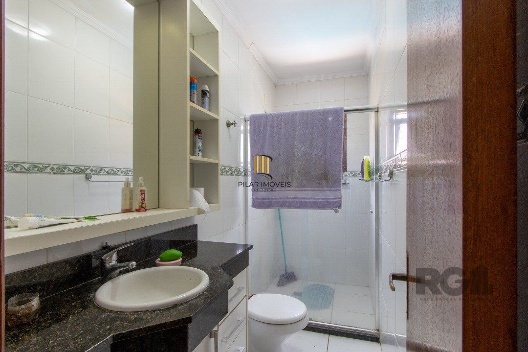 Casa para Venda - 174m², 3 dormitórios, sendo 1 suites, 2 vagas - Jardins do Prado