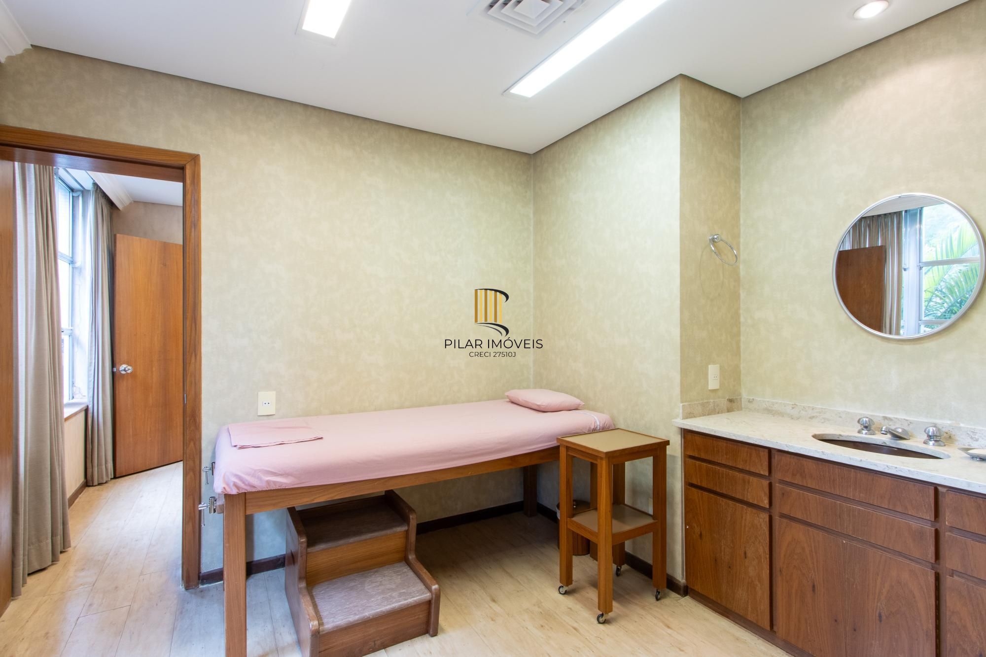 Conjunto comercial na Moinhos de Vento.