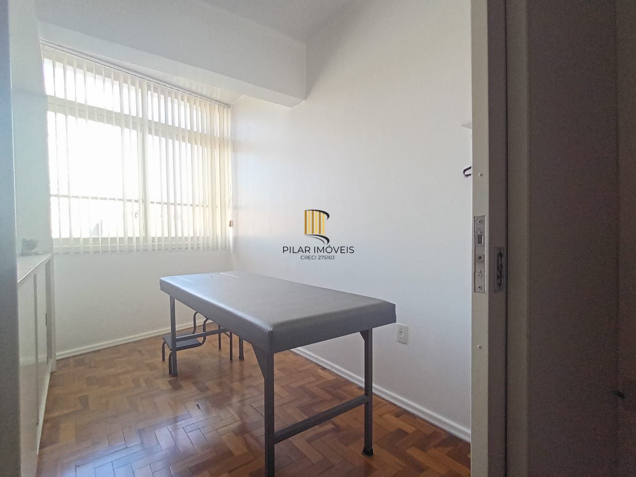 Sala comercial com Vaga coberta!
