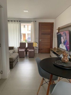 Casa de Condomínio 2 dormitórios no bairro Zona Nova