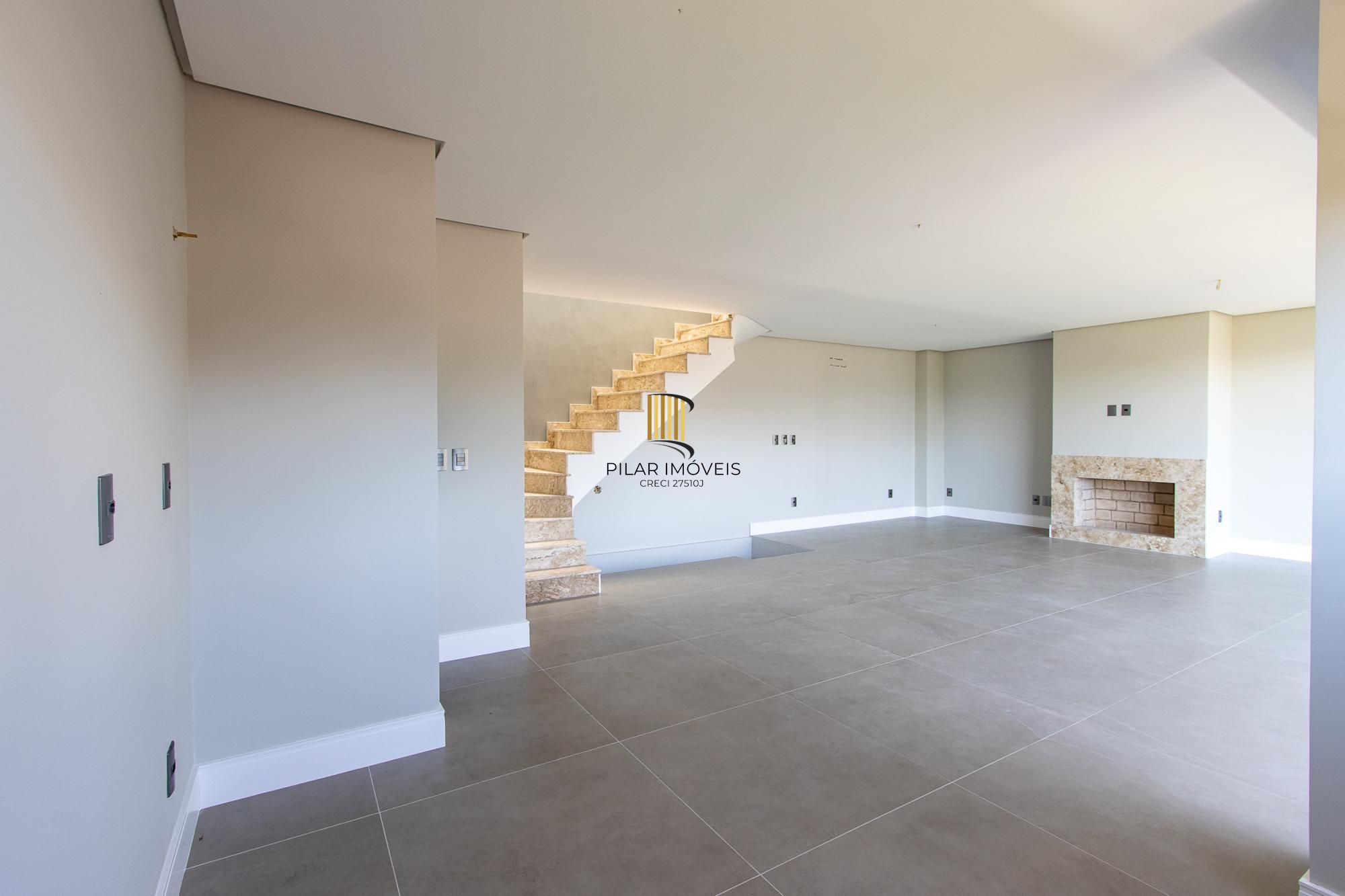 Casa em condomínio com conforto e exclusividade no bairro Tristeza