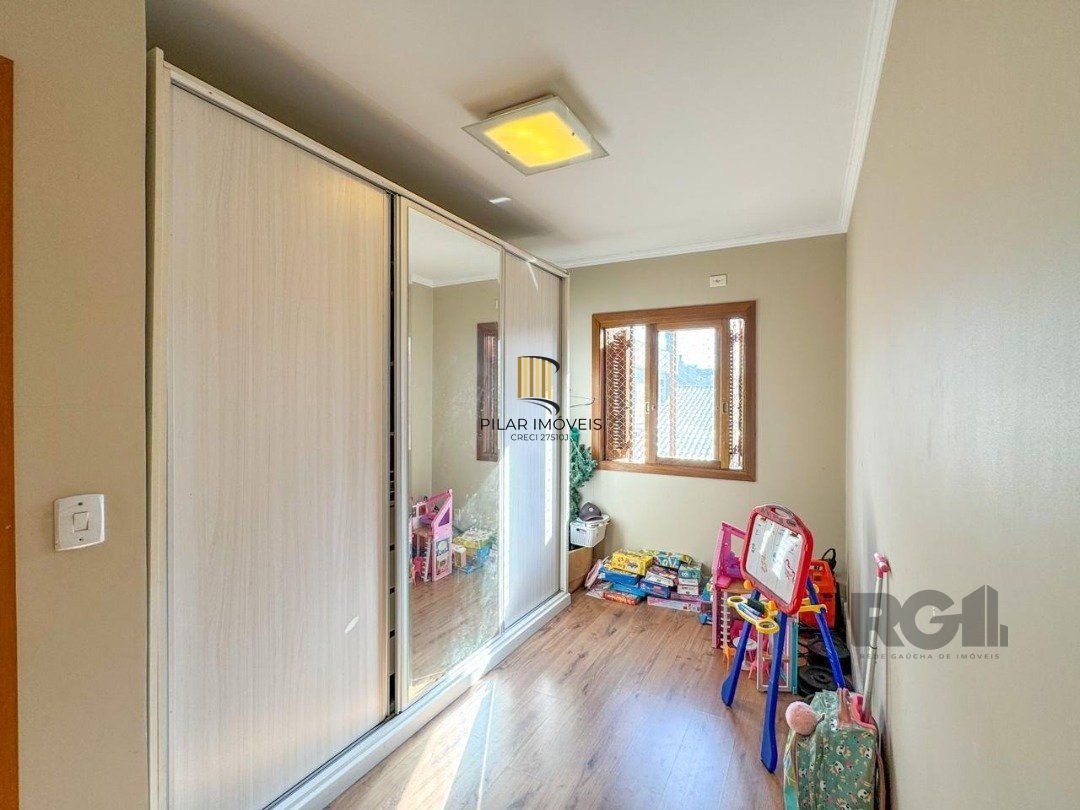 Casa para Venda - 135m², 3 dormitórios, sendo 1 suites, Hípica