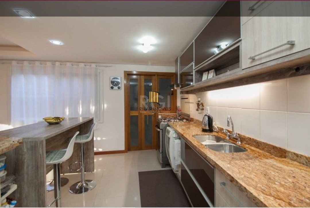 Casa 3 dormitórios no bairro Vila Assunção