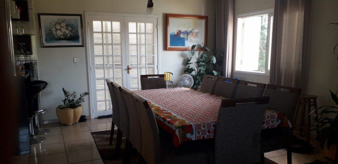 Casa 4 dormitórios no bairro Sítio São José