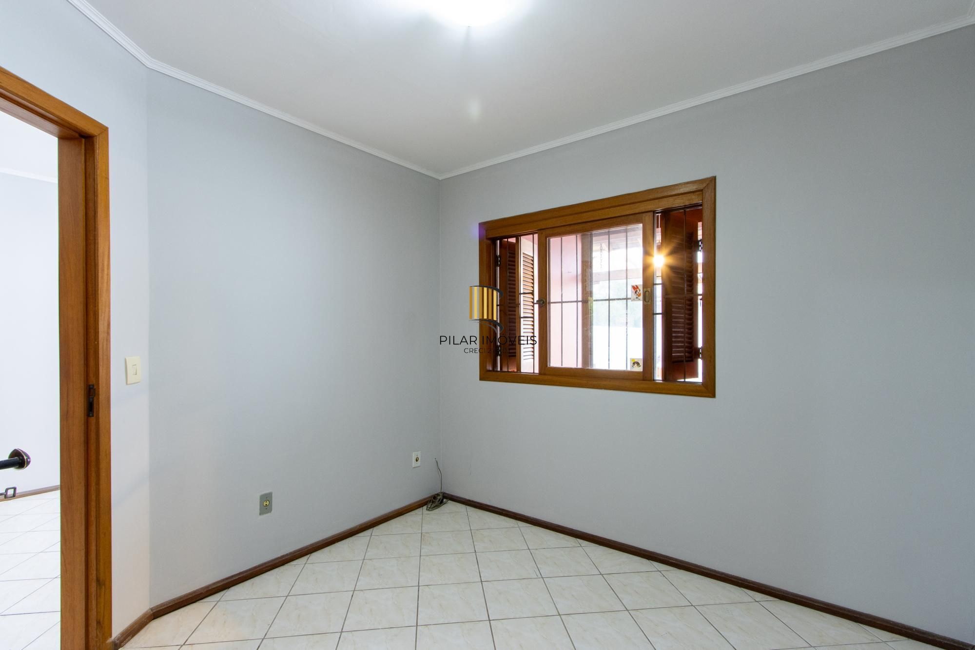 Casa térrea com 2 dormitórios I Bairro Hípica