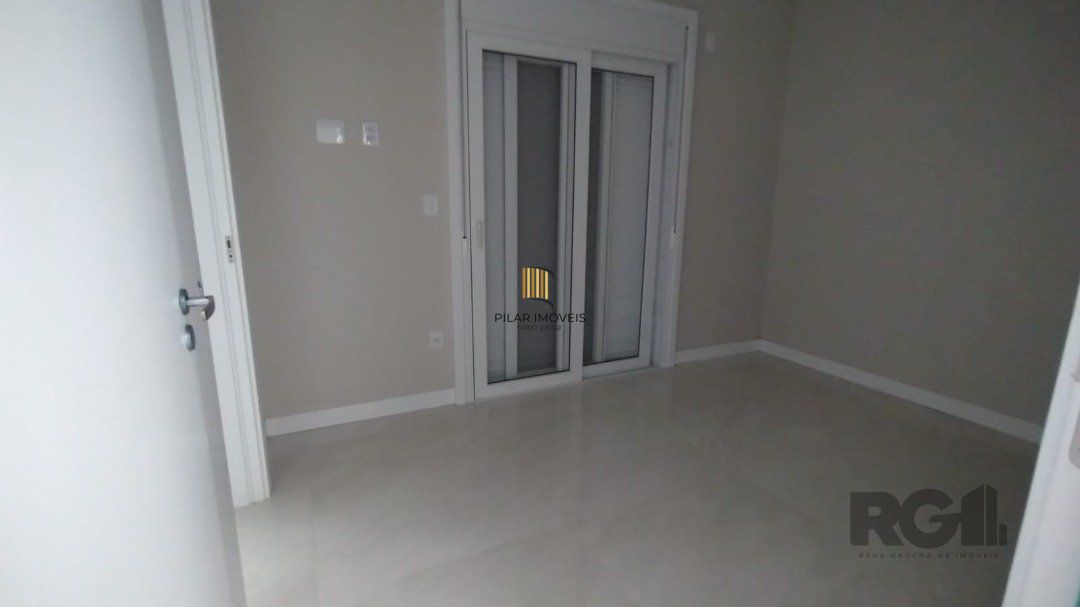 Casa de Condomínio 3 dormitórios no bairro Remanso
