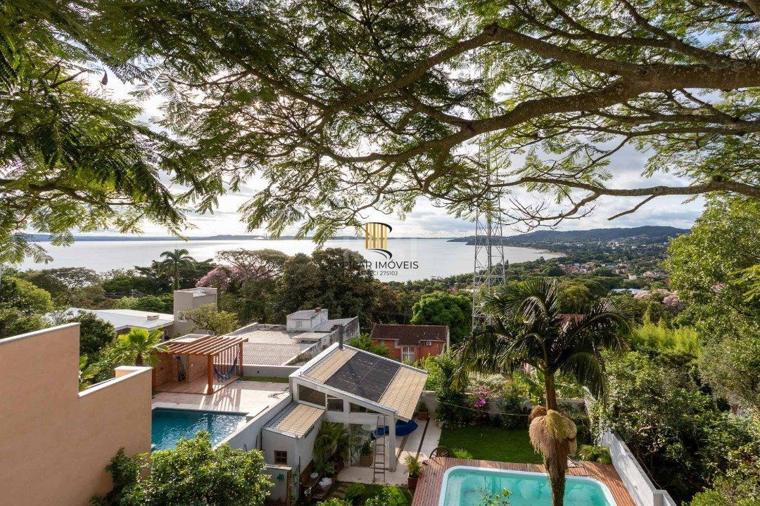 Casa para Venda - 195.96m², 3 dormitórios, sendo 1 suites, 2 vagas - Espirito Santo