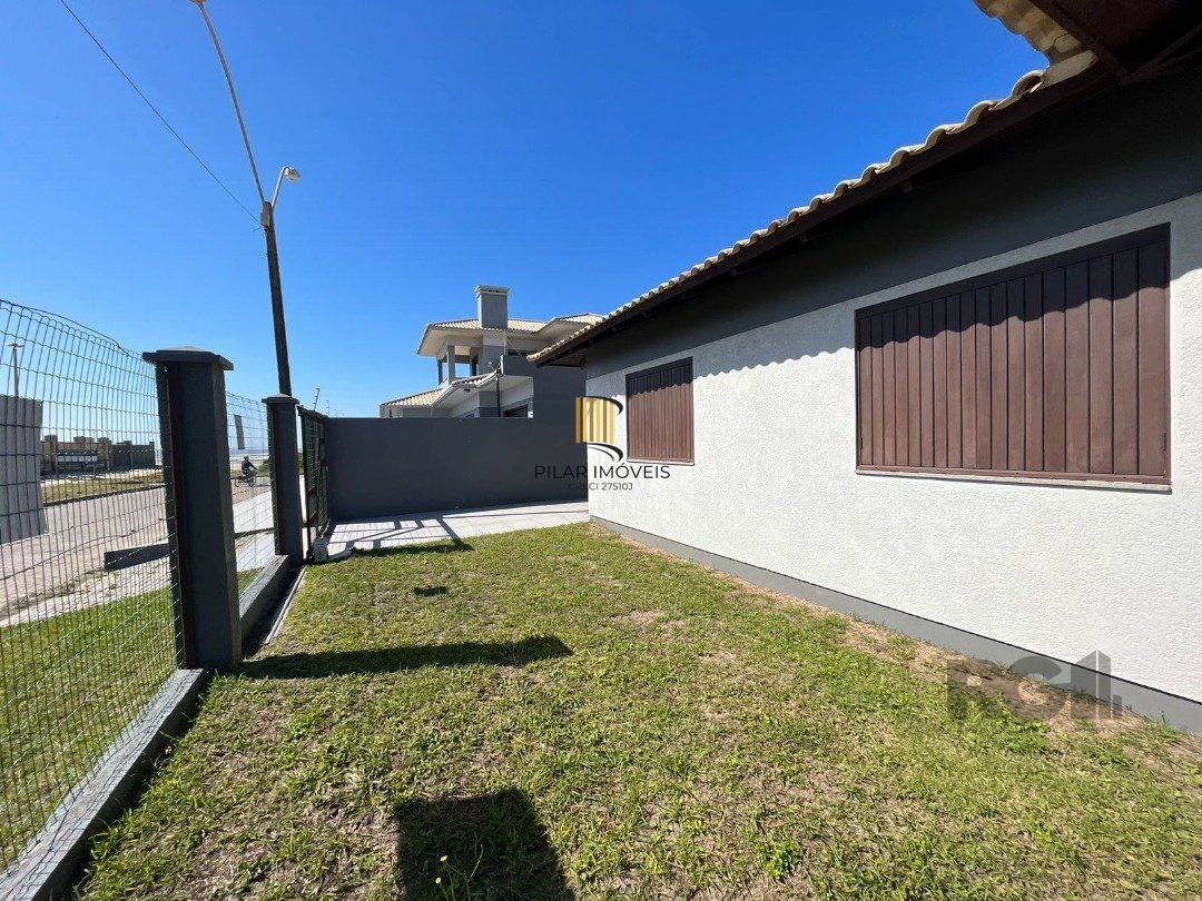 Casa 3 dormitórios no bairro Atlântida Sul