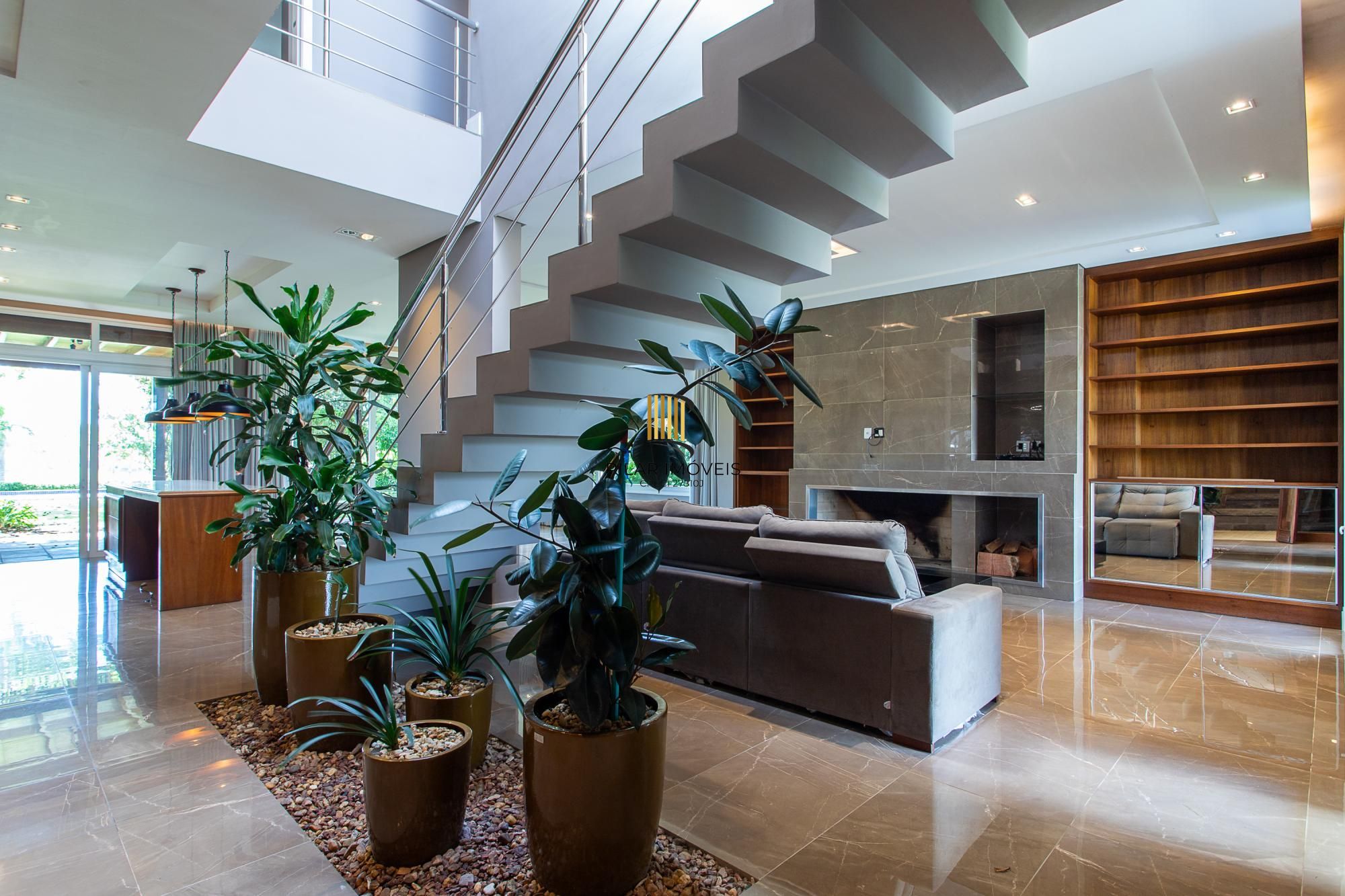 Casa de Condomínio 4 dormitórios no bairro Terraville