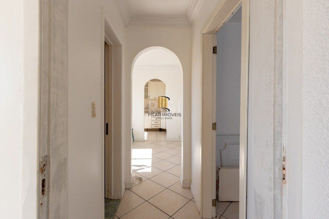 Apartamento para Venda - 61.5m², 2 dormitórios, 1 vaga - Cristal