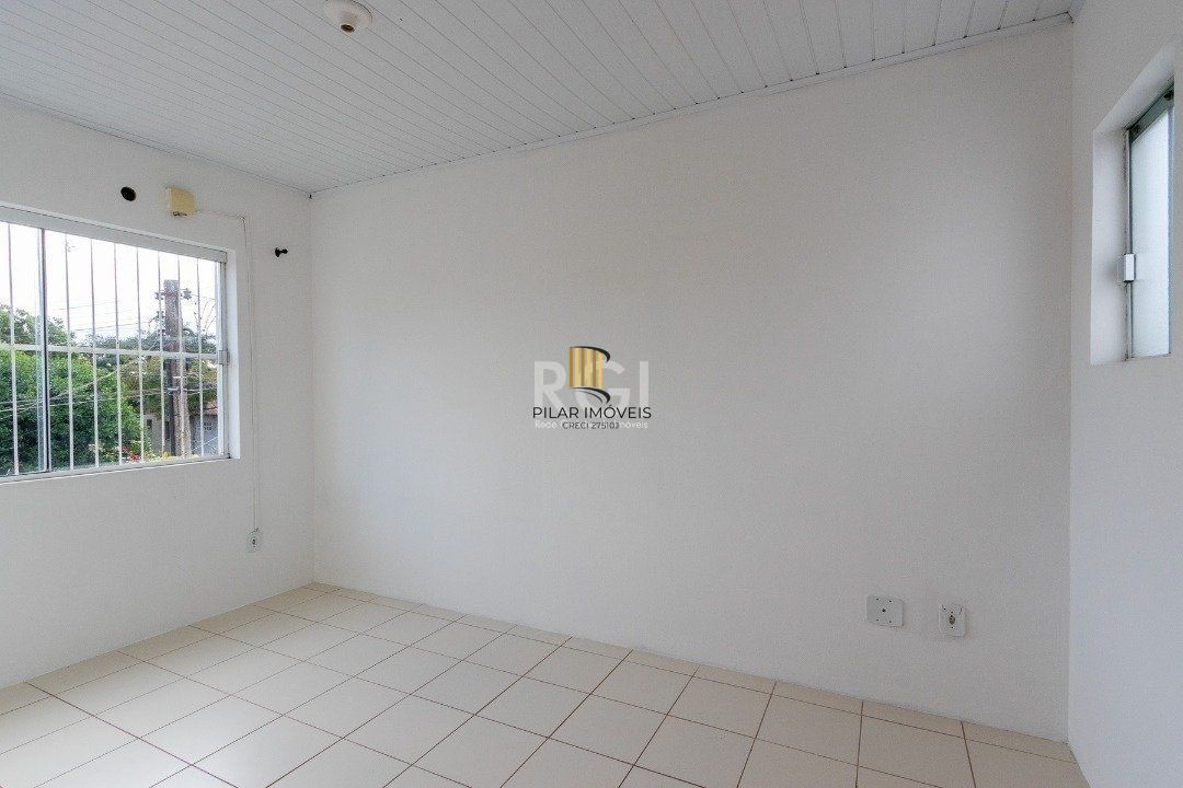 Casa para Venda - 98.24m², 2 dormitórios, 1 vaga - Restinga