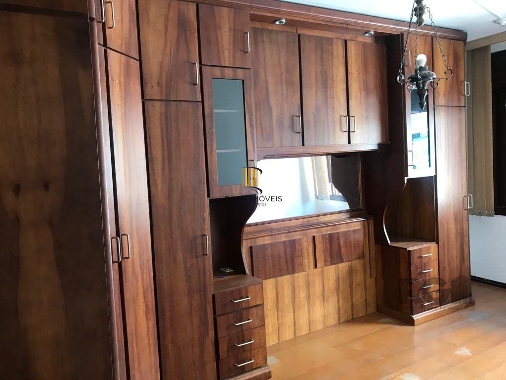 Apartamento 2 dormitórios no bairro Santo Antônio