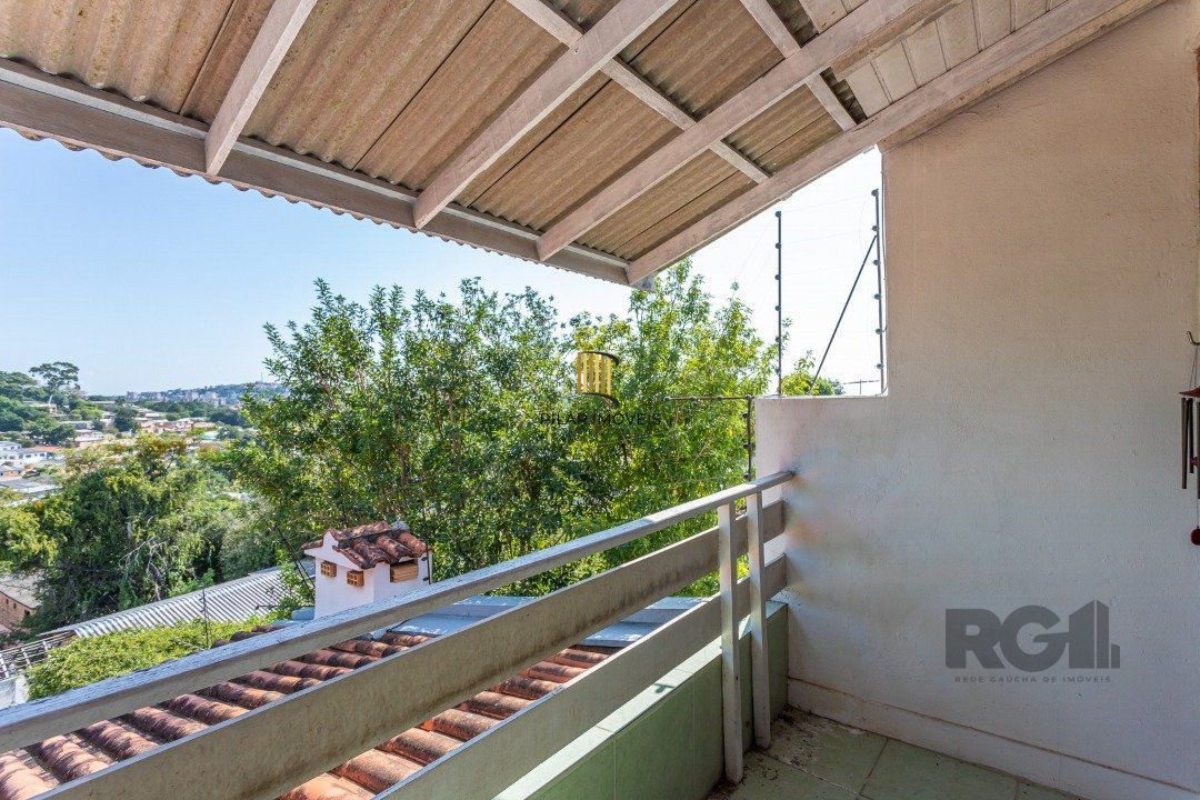 Casa com 3 Quartos à Venda, 293 m² por R$ 650.000