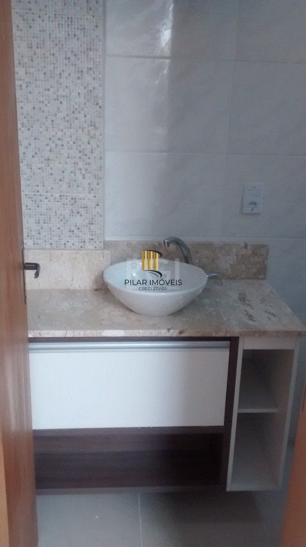 Casa para Venda - 194.46m², 3 dormitórios, sendo 1 suites, Hípica