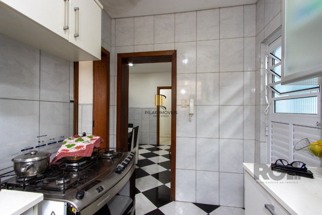 Casa para Venda - 126.89m², 3 dormitórios, 5 vagas - Azenha
