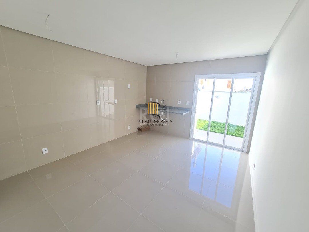 Casa para Venda - 74.67m², 2 dormitórios, sendo 1 suites, 1 vaga - Guarujá/ Portal do Guarujá
