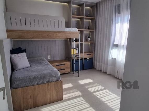 Casa 5 dormitórios no bairro Atlântida