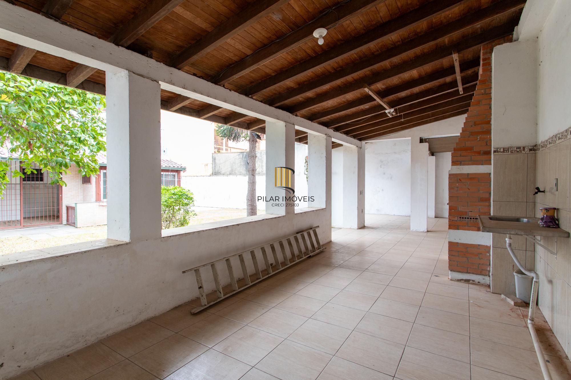 Casa 3 dormitórios no bairro Aberta dos Morros