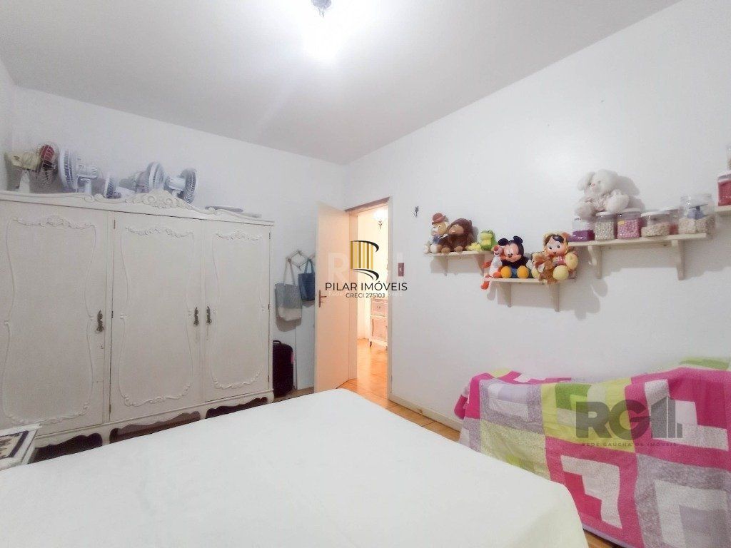 Casa para venda com 4 dormitórios no bairro Cristal