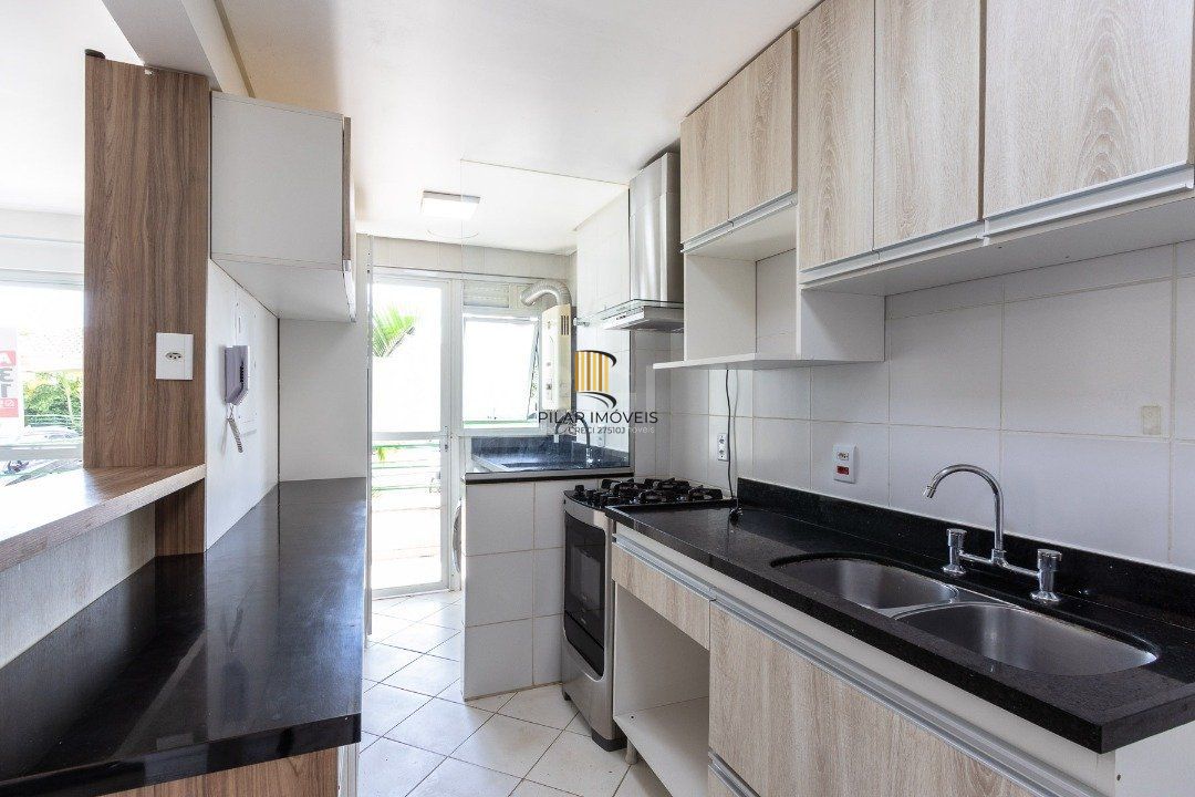 APARTAMENTO SEMIMOBILIADO