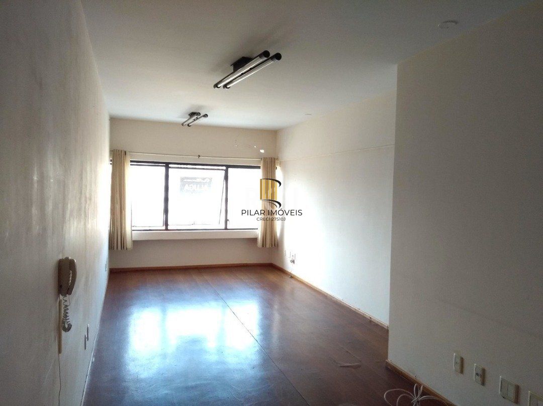 Conjunto/Sala para Venda - 31.31m², 0 dormitórios, Petrópolis