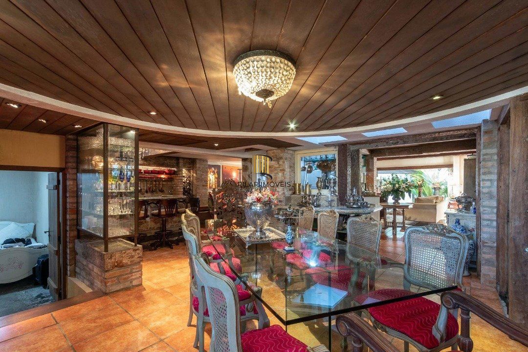 Casa para Venda - 418m², 4 dormitórios, sendo 1 suites, 2 vagas - Jardim Isabel