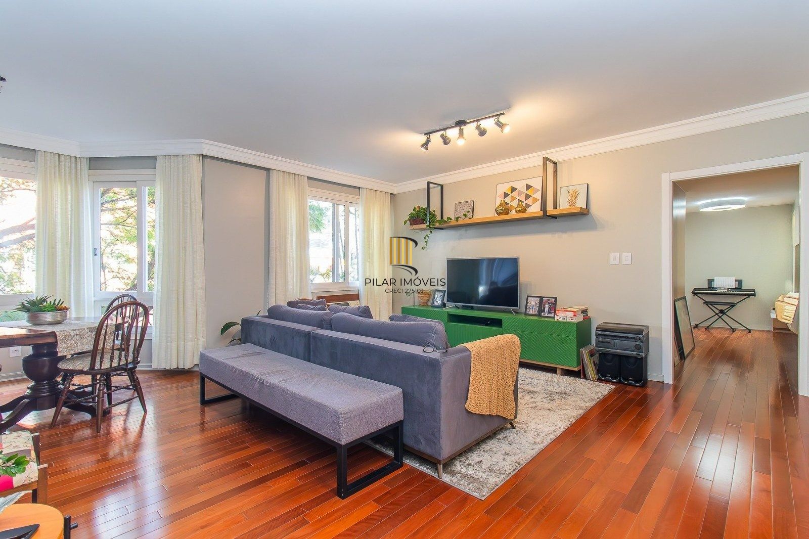 Amplo Apartamento de 127m² com 3 Dormitórios e 2 vagas