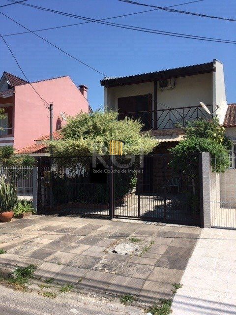 Casa para Venda - 140m², 3 dormitórios, 2 vagas - Hípica - Pilar Imóveis