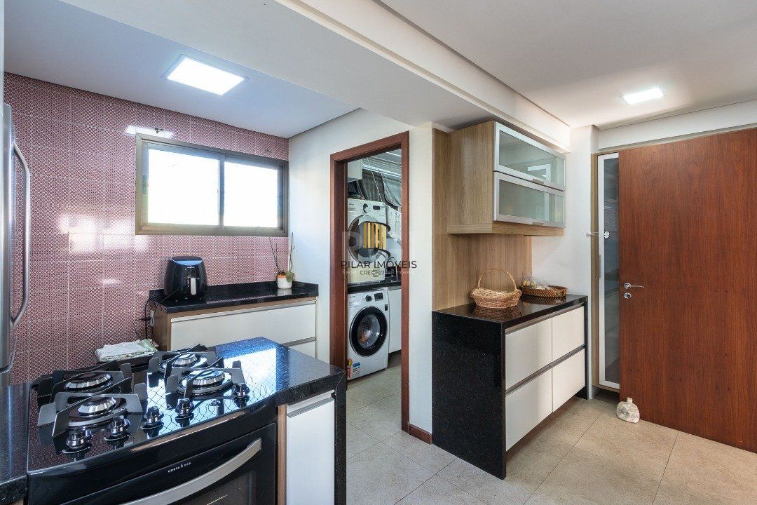 Cobertura para Venda - 444.3m², 3 dormitórios, sendo 1 suites, 4 vagas - Tristeza