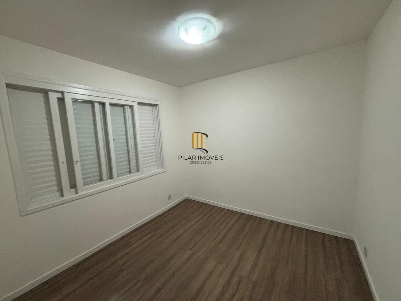 Oportunindade!!! Apartamento desocupado no coração do Centro Histórico de Porto Alegre.