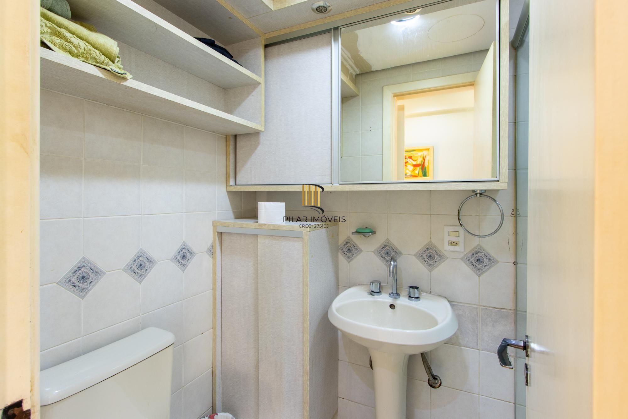 Luagge vende Ap 3 Dorm. de frente para o Marinha.