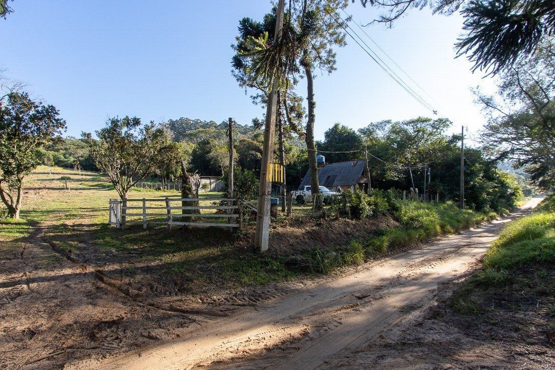 Terreno no bairro Itapuã