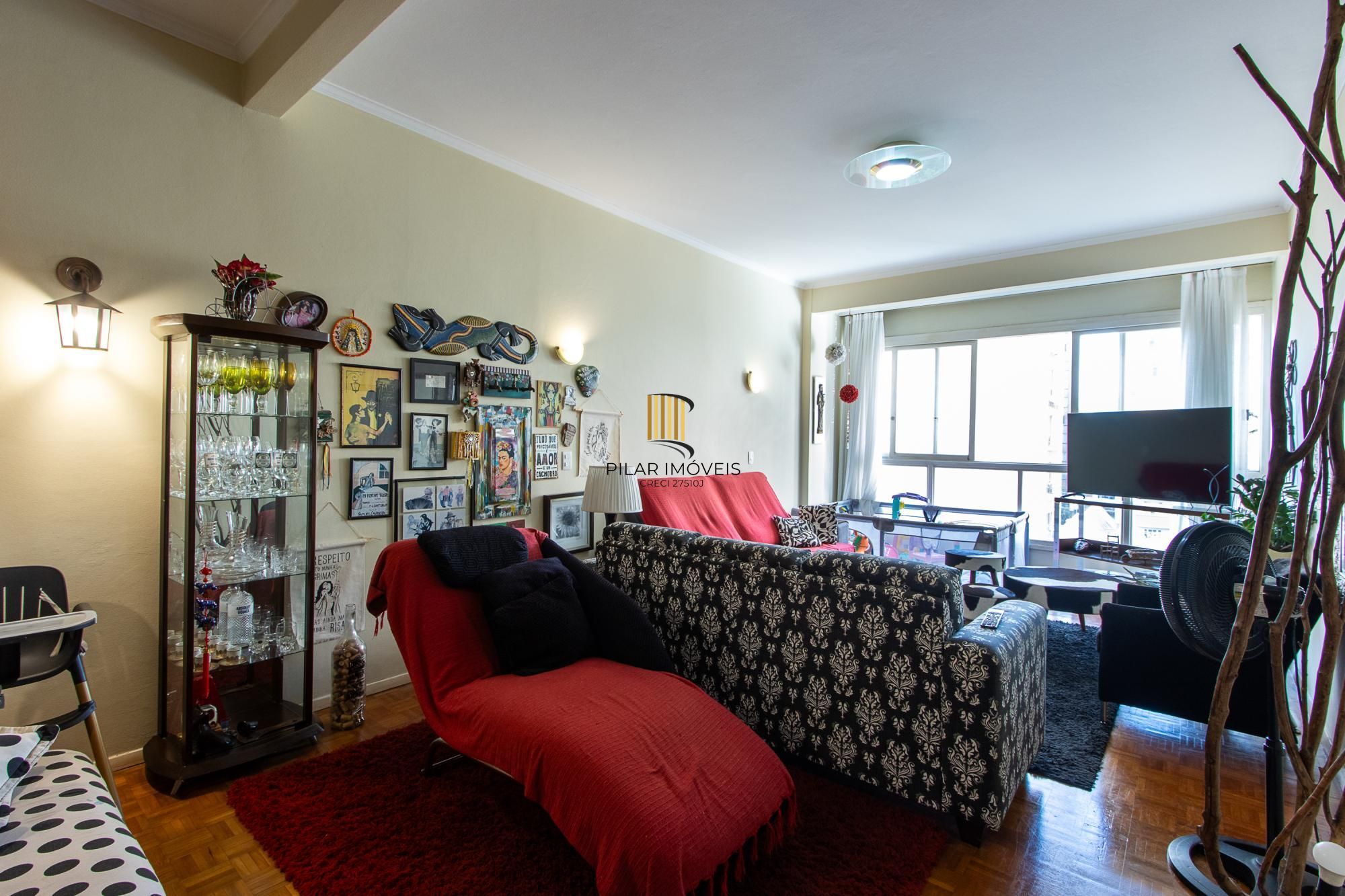 Apartamento 3 Dormitórios Ensolarado no Centro de Porto Alegre