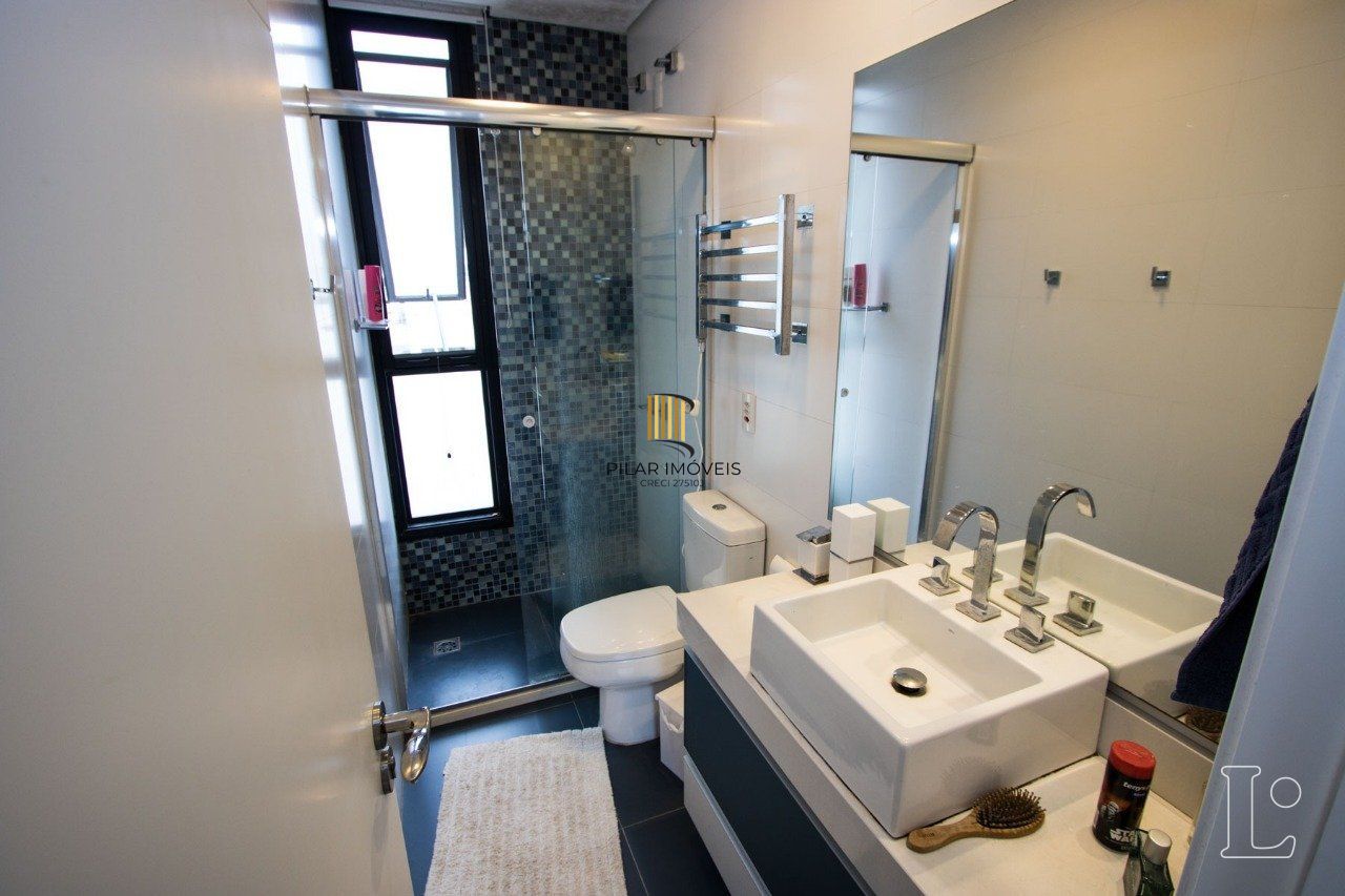 Casa Condominio para Venda - 240.35m², 3 dormitórios, sendo 1 suites, 2 vagas - Lagos De Nova Ipanema