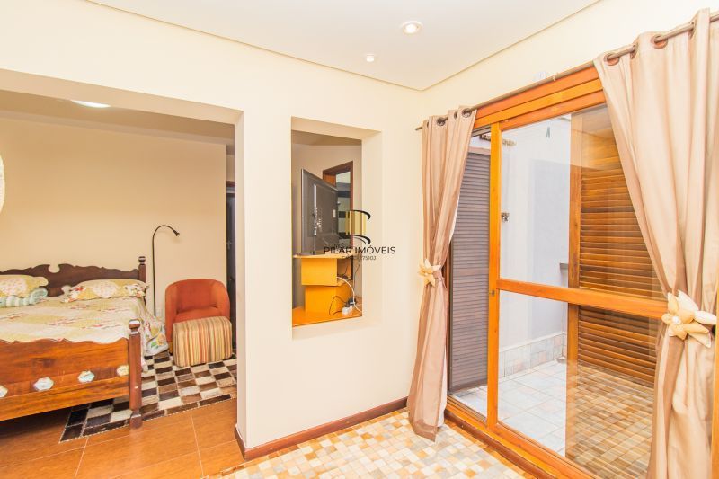 Cobertura Exclusiva com Vista Privilegiada no Coração do Bairro Moinhos de Vento