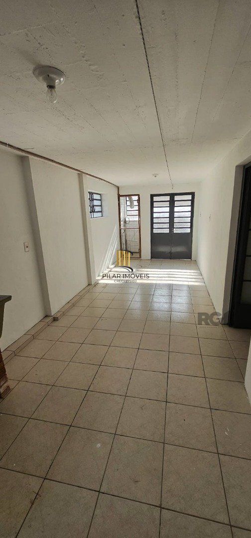 Casa 4 dormitórios no bairro Jardim Sabará