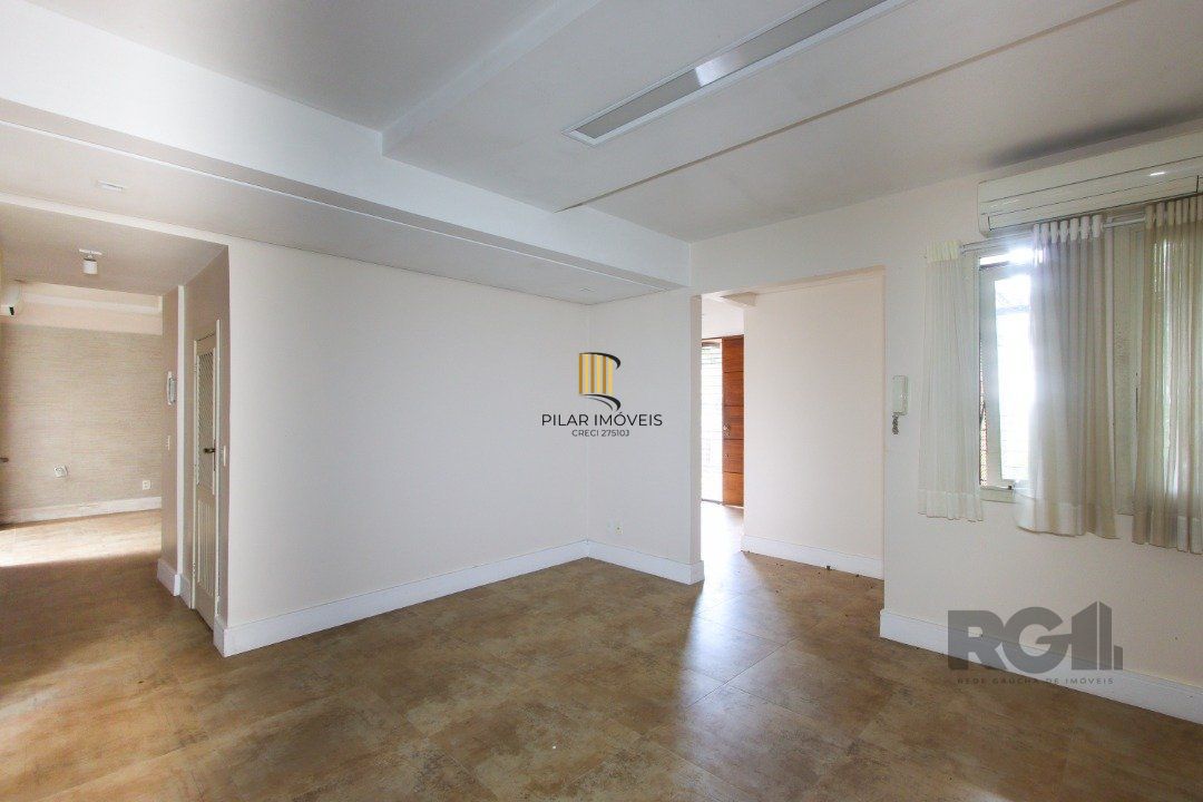 Casa de 3 dormitórios no Jardim Isabel com vista para o Guaíba.
