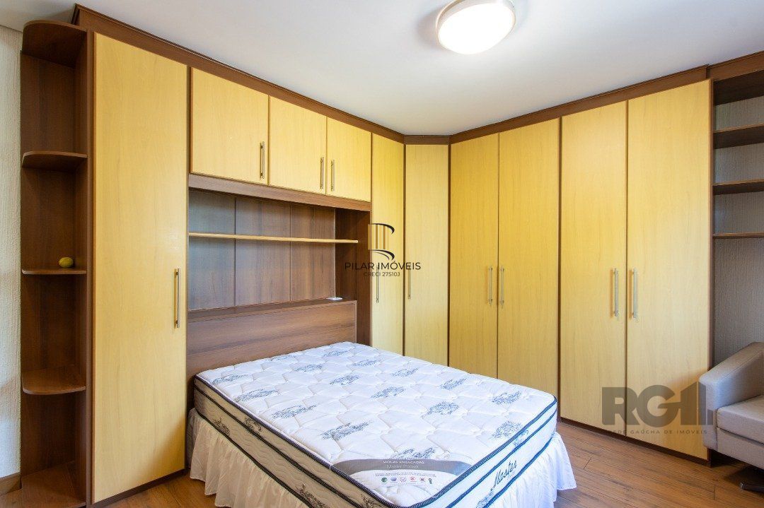 Casa de Condomínio 3 dormitórios no bairro Belém Novo