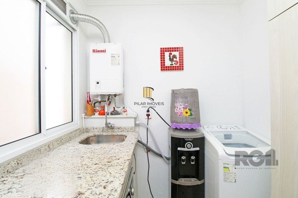 Apartamento para Venda - 67.3m², 3 dormitórios, sendo 1 suites, 1 vaga - Humaitá