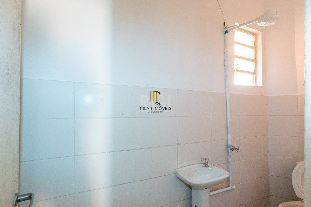 Casa para Venda - 232m², 3 dormitórios, 2 vagas - Navegantes